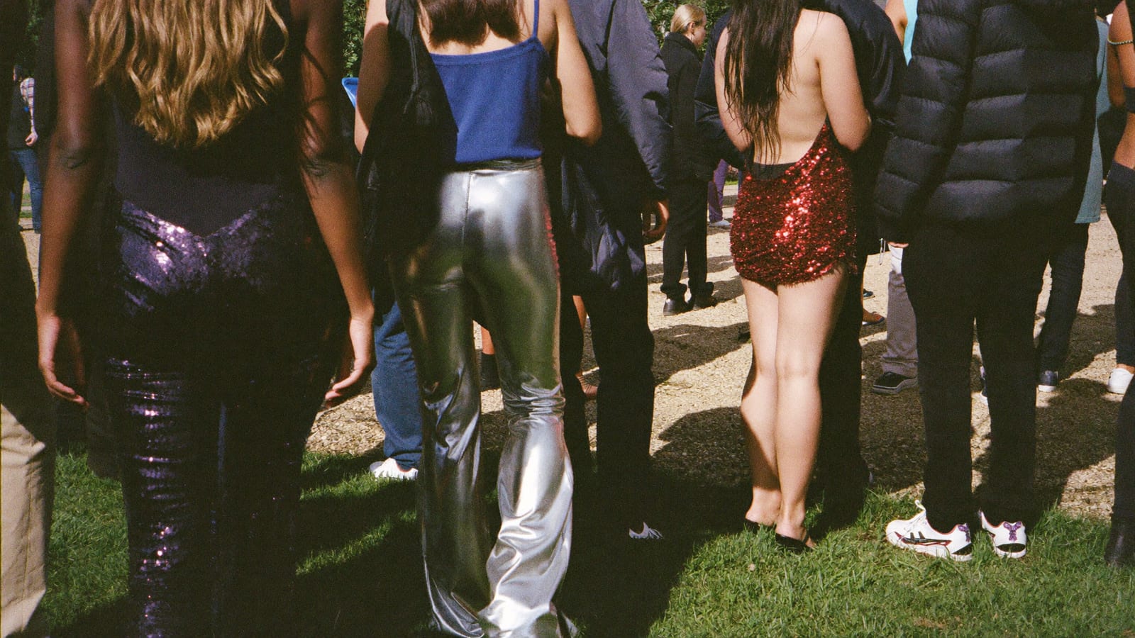 Mighty Hoopla, Londres