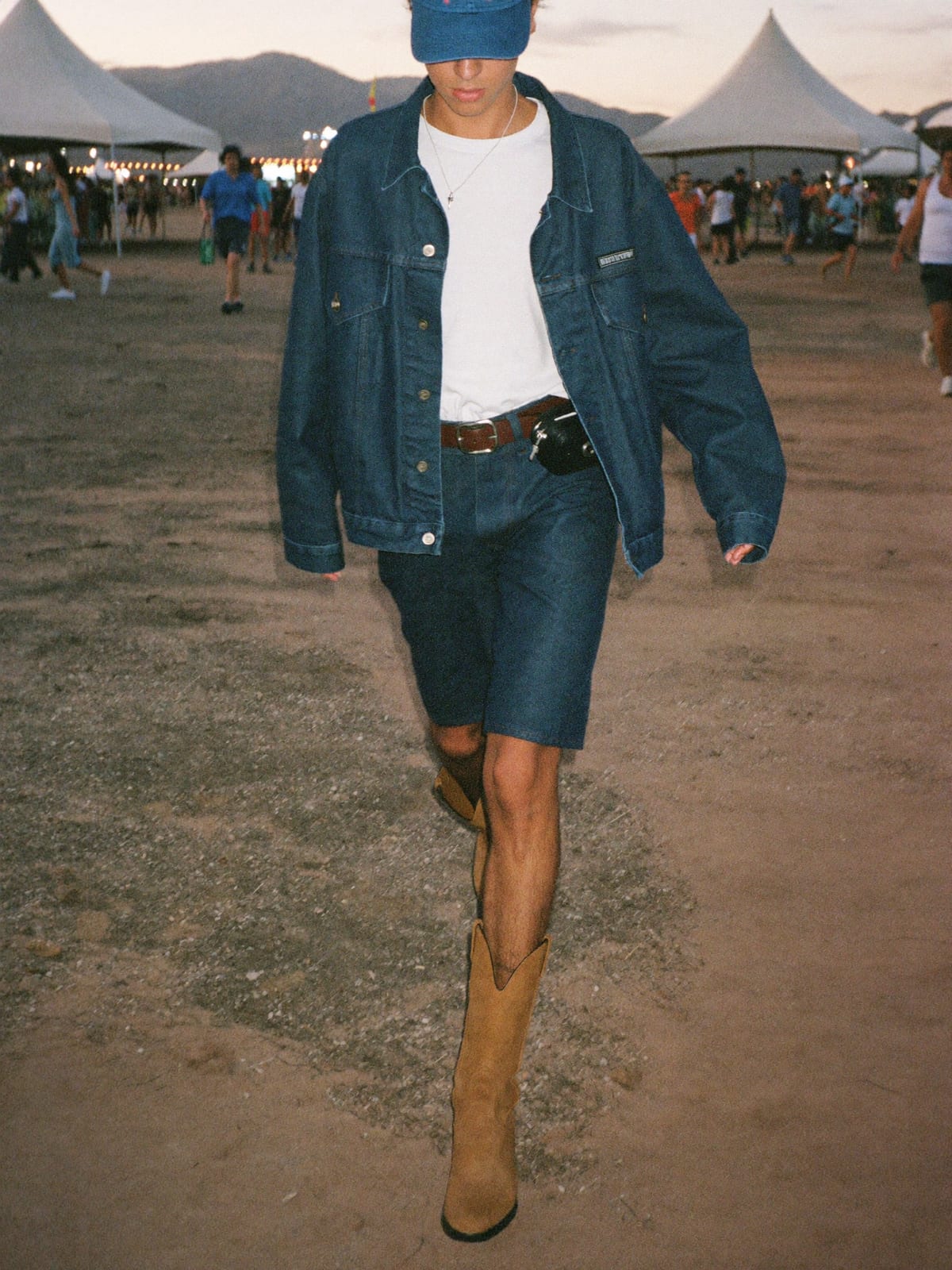Double Denim outfit for Coachella: oversized denim jacket, denim shorts or straight jeans, plain white tee or bandeau