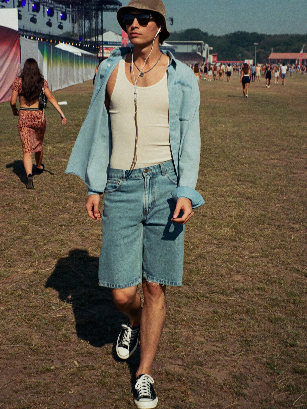 Jorts & Tank outfit for Electric Castle: denim jorts, ribbed tank or open camp shirt, canvas or retro runners
